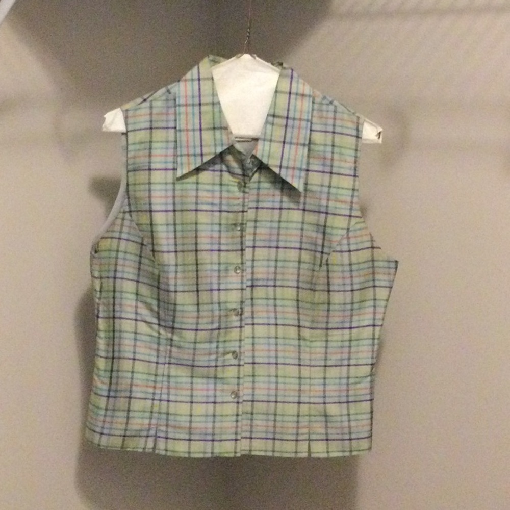 Ice brand sleeveless top.